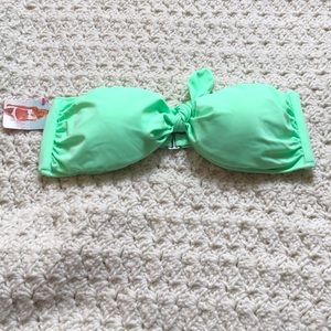 NWT Victoria’s Secret Bikini Top